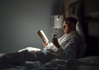 Wie Alkohol den Schlaf beeinflusst
